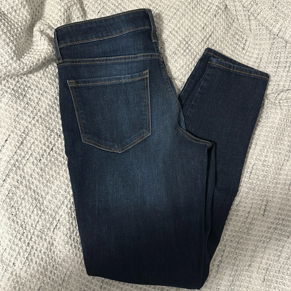 Old navy Mid Rise rockstar super skinny